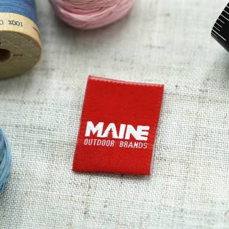 Woven Label · Centre Fold · 25 × 40 mm